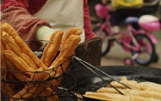 �ڶ�����԰ǰ���ĳ�����Ϳ����ļ�Ʒ��